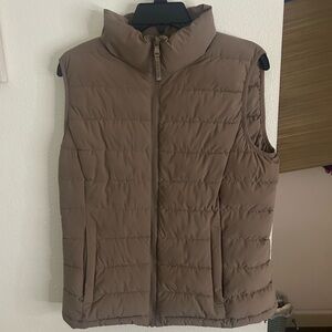 Calvin Klein Women’s Tan Quilted Vest